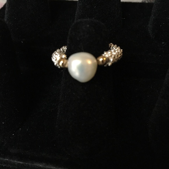 Ring - Picture 2 of 2